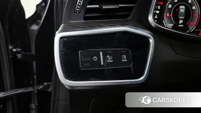 Audi A6 (C8) 2023 Черный из Кореи, фото 4