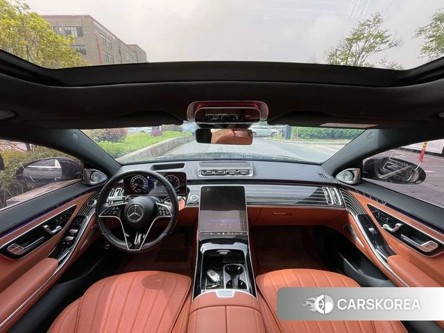Mercedes-Benz S-class 2024 Черный из Китая, фото 4