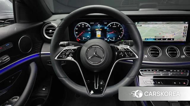 Mercedes-Benz E-Class W213 2022 Серебряный из Кореи, фото 4