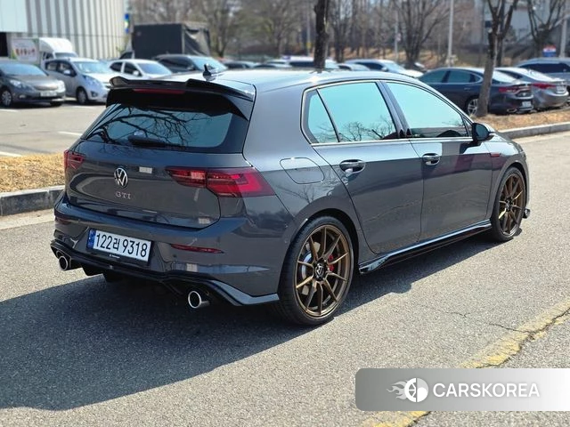 Volkswagen Golf 8th Generation 2023 Серый из Кореи, фото 4