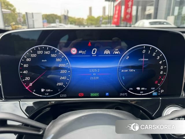 Mercedes-Benz E-class PHEV 2024 Черный из Китая, фото 4