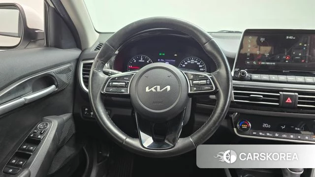 Kia Seltos 2021 Белый из Кореи, фото 4
