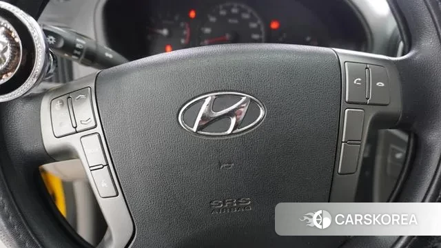 Hyundai The New Grand Starex 2021 Желтый из Кореи, фото 4