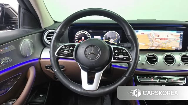 Mercedes-Benz E-Class W213 2019 Черный из Кореи, фото 4
