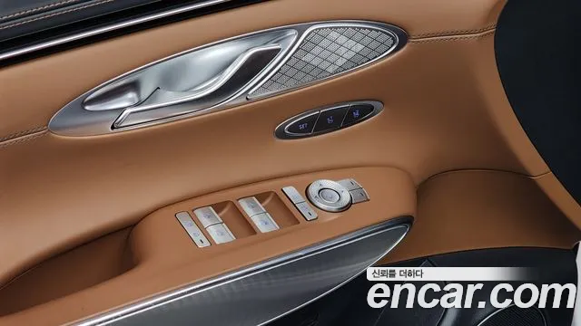 Genesis GV70 2024 Белый из Кореи, фото 4