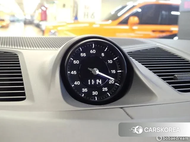 Porsche Cayenne (PO536) 2025 Жемчужный цвет из Кореи, фото 4