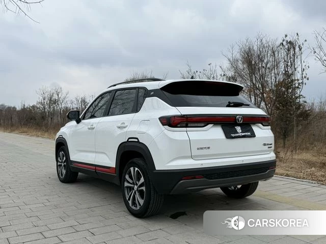 Chang'an CS35 PLUS 2023 Белый из Китая, фото 4