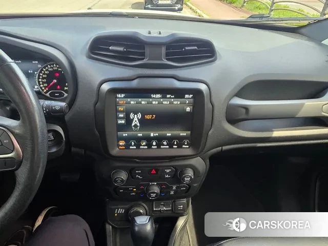 Jeep Renegade 2019 Белый из Кореи, фото 4