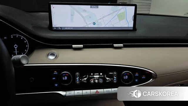 Genesis GV70 2023 Серебристо-серый из Кореи, фото 4