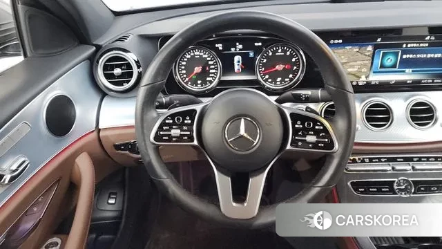 Mercedes-Benz E-Class W213 2020 Серый из Кореи, фото 4