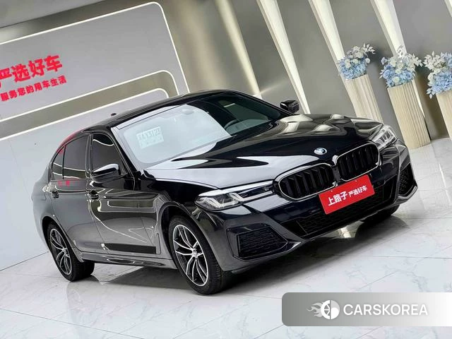 BMW 5 series 2021 Черный из Китая, фото 4