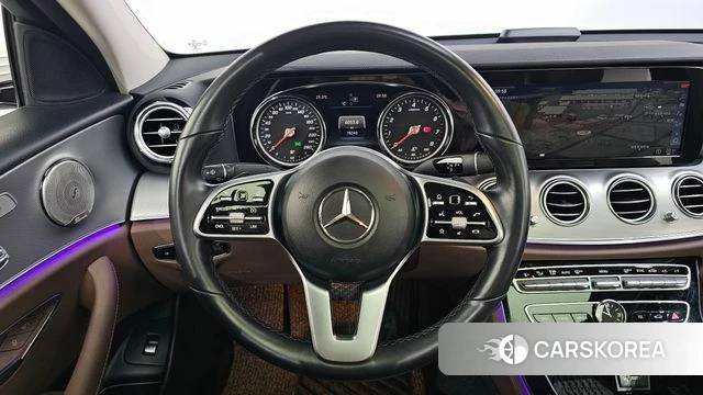Mercedes-Benz E-Class W213 2018 Белый из Кореи, фото 4