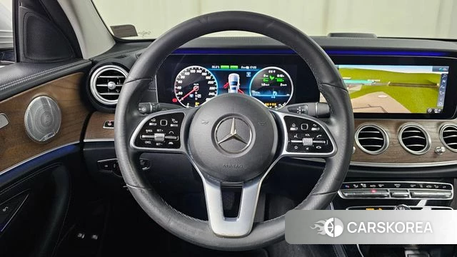 Mercedes-Benz E-Class W213 2020 Серебряный из Кореи, фото 4