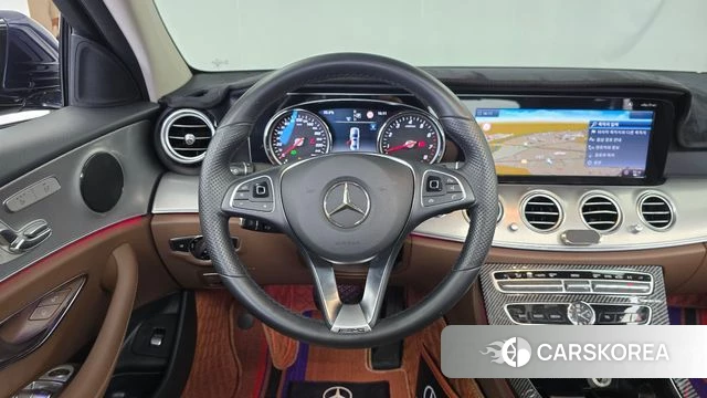 Mercedes-Benz E-Class W213 2018 Синий из Кореи, фото 4