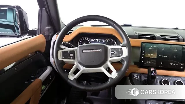 Land Rover Defender (L663) 2023 Черный из Кореи, фото 4