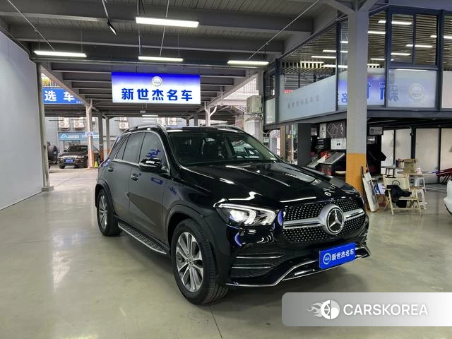 Mercedes-Benz GLE (import) 2022 Черный из Китая, фото 4