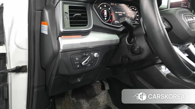 Audi Q5 (FY) 2020 Белый из Кореи, фото 4