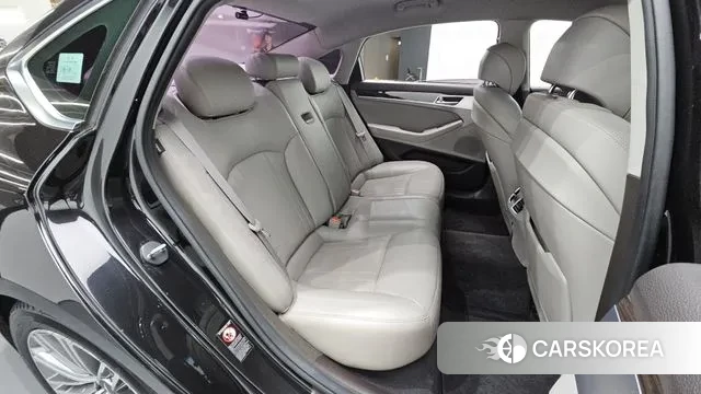 Genesis G80 2018 Черный из Кореи, фото 4