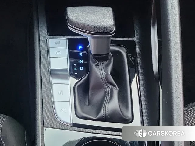 Hyundai Avante Hybrid (CN7) 2021 Белый из Кореи, фото 4