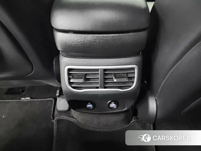 Hyundai The New Santa Fe 2022 Белый из Кореи, фото 4