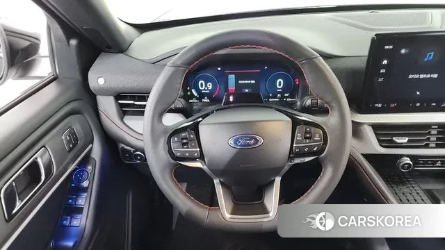 Ford Explorer 6th Generation 2024 Серый из Кореи, фото 4