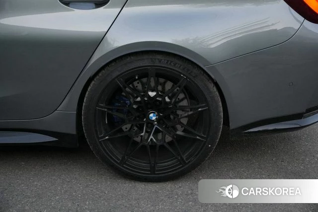 BMW M3 (G80) 2025 Серебристо-серый из Кореи, фото 4