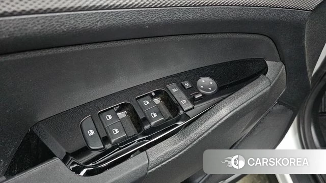 Kia Sportage 5th Generation Hybrid 2022 Белый из Кореи, фото 4