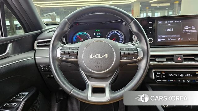 Kia K5 Hybrid 3rd Generation 2022 Серебристо-серый из Кореи, фото 4