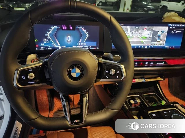 BMW 7 Series (G70) 2025 Белый из Кореи, фото 4