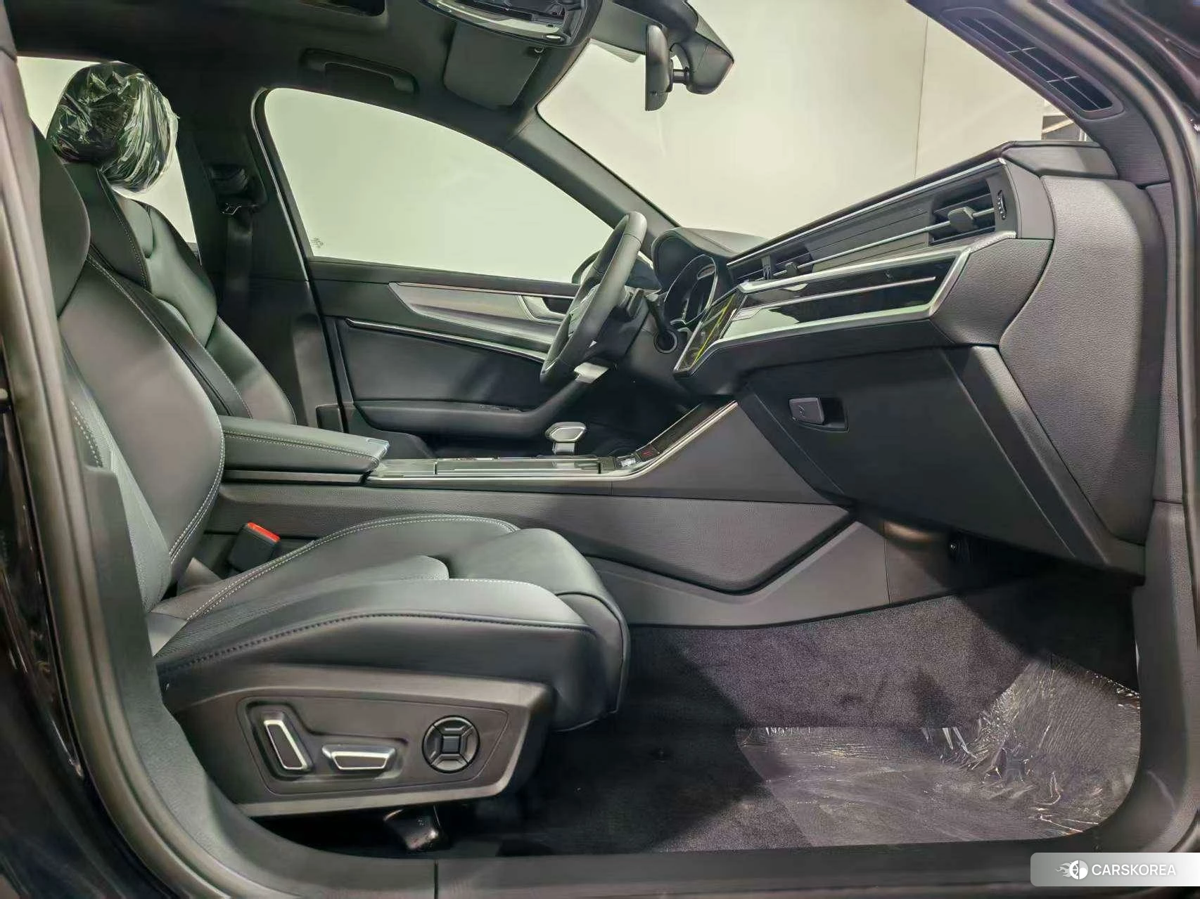 Audi A6L 2025 Черный из Китая, фото 4
