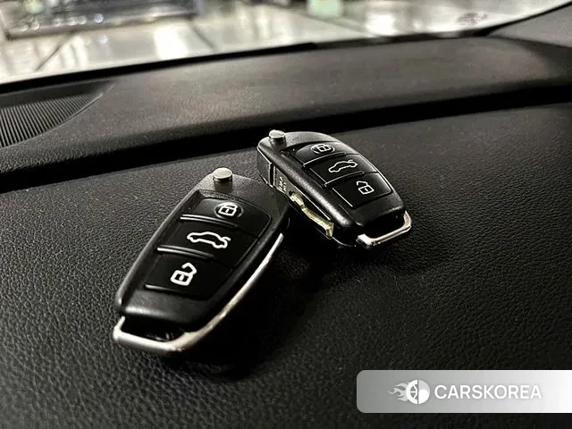 Audi New A3 2018 Белый из Кореи, фото 4