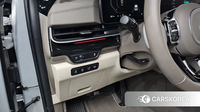 Kia The New Carnival 4th Generation 2024 Светло-серебряный цвет из Кореи, фото 4