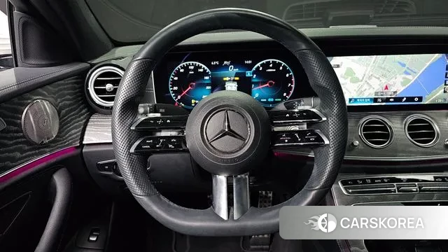 Mercedes-Benz E-Class W213 2022 Белый из Кореи, фото 4