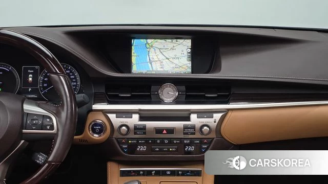 Lexus New ES300h 2018 Серебряный из Кореи, фото 4