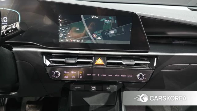 Kia Di Ol Nu Niro 2022 Белый из Кореи, фото 4