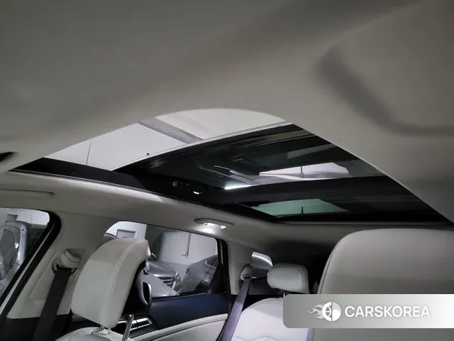 Kia Sportage 5th Generation 2023 Белый из Кореи, фото 4