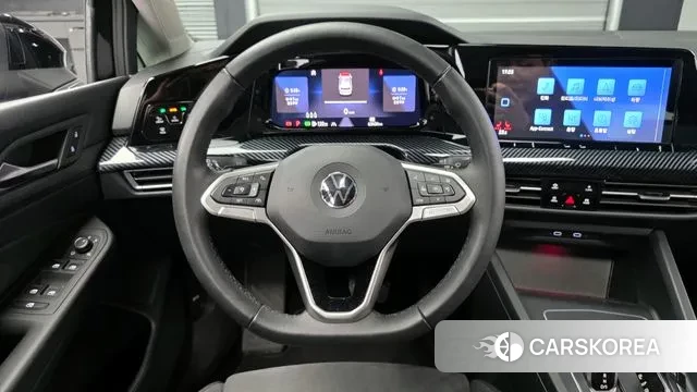 Volkswagen Golf 8th Generation 2022 Черный из Кореи, фото 4