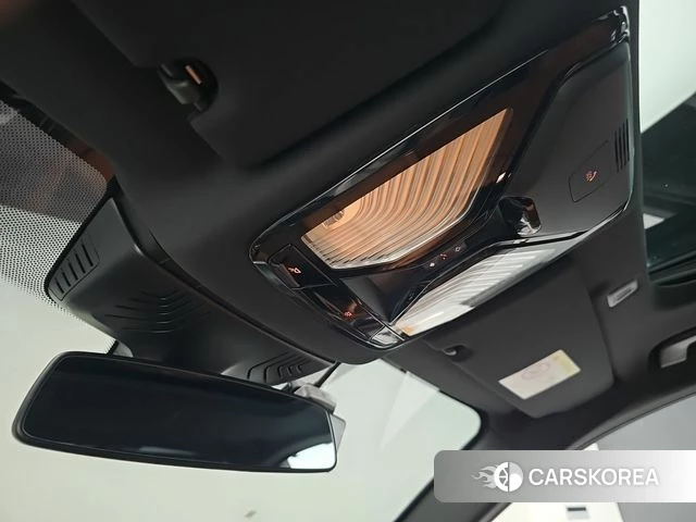 BMW 5 Series (G30) 2022 Черный из Кореи, фото 4