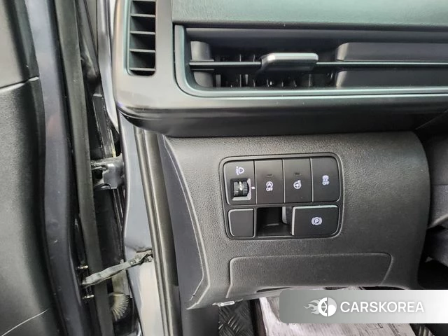 Hyundai Staria 2022 Серый из Кореи, фото 4