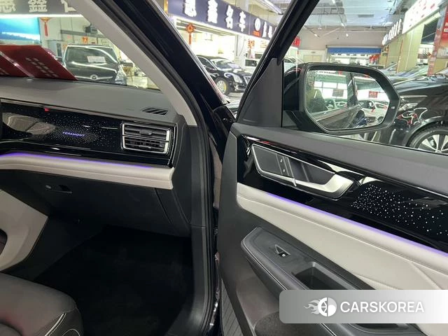 Volkswagen Tourang 2023 Черный из Китая, фото 4