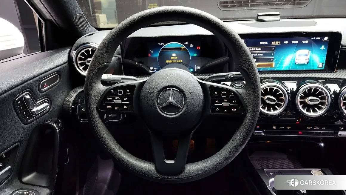 Mercedes-Benz A-Class W177 2020 Белый из Кореи, фото 4