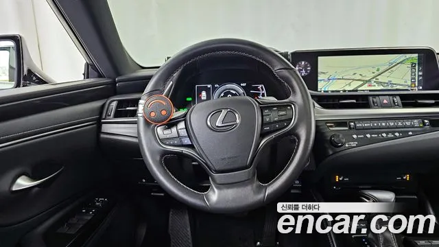 Lexus ES300h 7th generation 2019 Белый из Кореи, фото 4