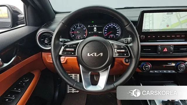 Kia The New K3 2nd generation 2024 Черный из Кореи, фото 4