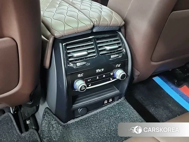 BMW 5 Series (G30) 2022 Белый из Кореи, фото 4