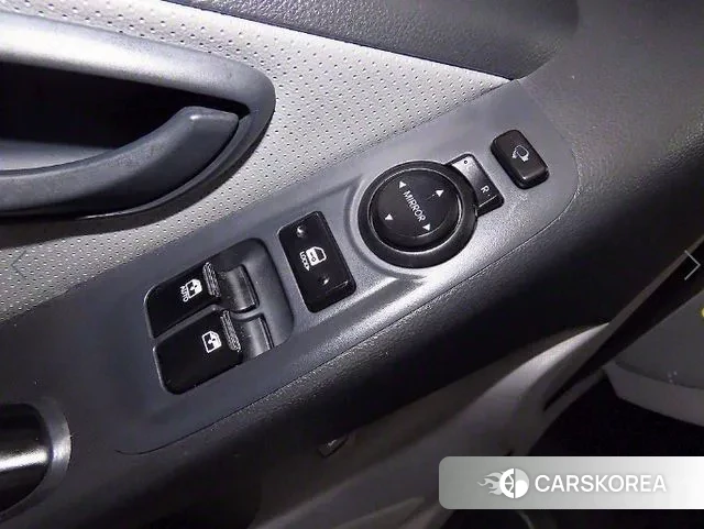 Hyundai The New Grand Starex 2018 Серебристо-серый из Кореи, фото 4