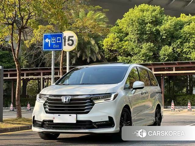 Honda Odyssey 2022 Белый из Китая, фото 4