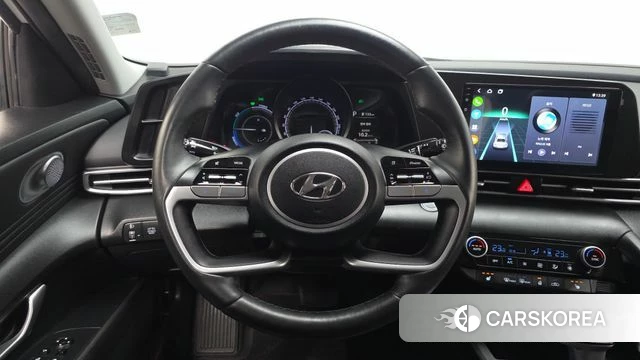 Hyundai Avante Hybrid (CN7) 2023 Белый из Кореи, фото 4