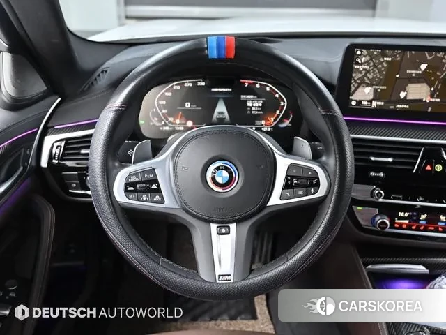 BMW 5 Series (G30) 2022 Белый из Кореи, фото 4