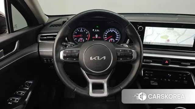 Kia K5 3rd generation 2023 Черный из Кореи, фото 4