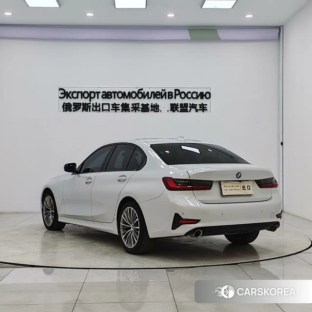 BMW 3 series 2022 Белый из Китая, фото 4